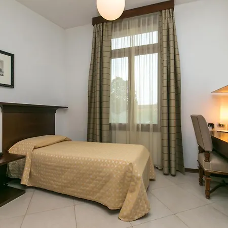 فندق Isola Di San Servolo - Centro