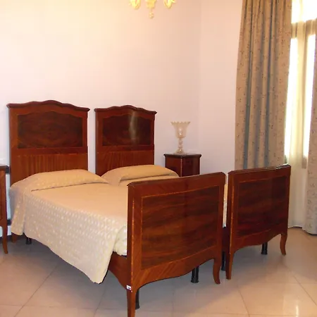 Isola Di San Servolo - Centro