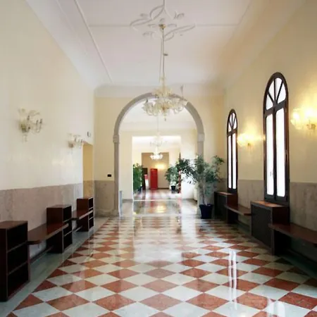 فندق Isola Di San Servolo - Centro 3*