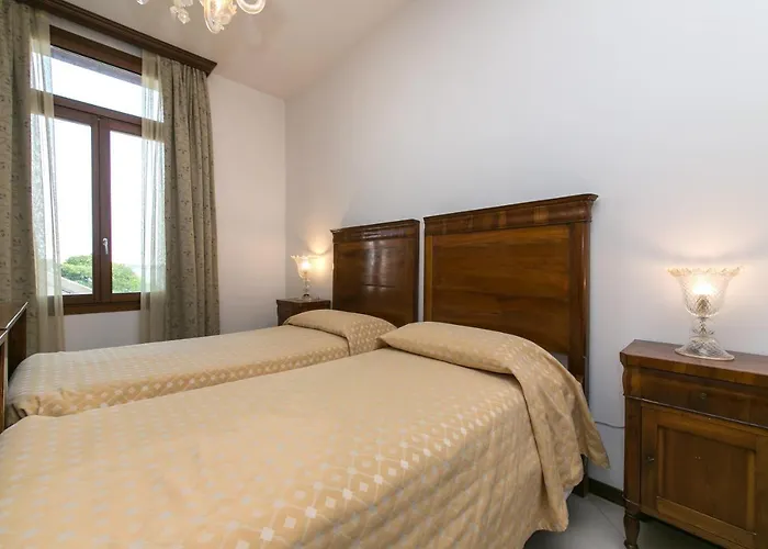 Isola Di San Servolo - Centro Hotel